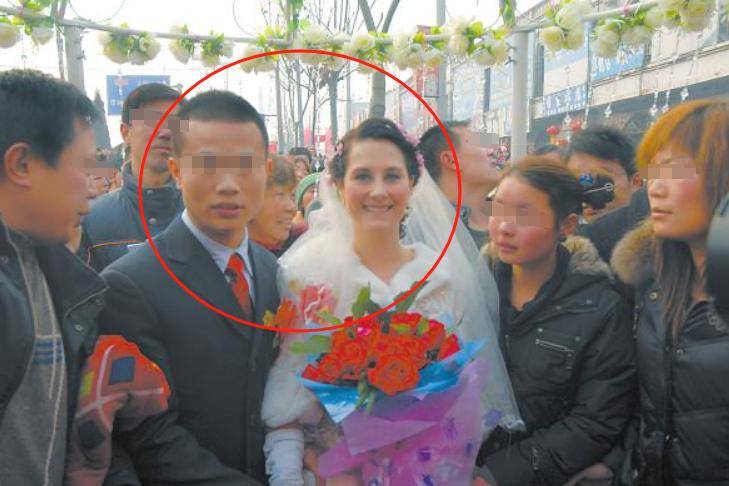 2015年，福建一男子娶东欧模特为妻，新婚之夜，新郎被当头一棒！
