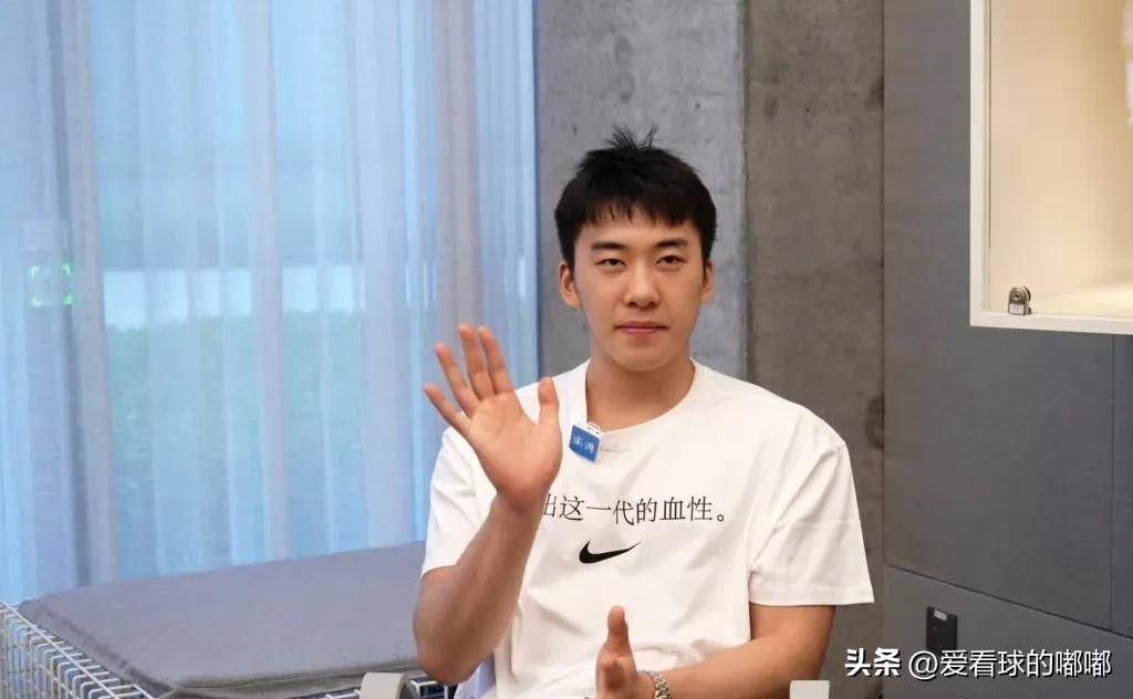 CBA盘口与数据深度__今日CBA盘口分析·大小分策略·球队档案杨毅：王俊杰去N选秀没戏都大三了真有天赋早就参加选秀了