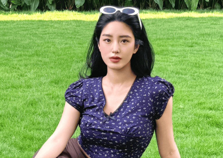 杨采珏嫁豪门失败！曝男友爷爷要去母留子，男方有门当户对正妻