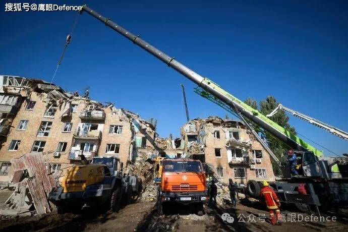 俄军第二大规模空袭！乌克兰至少21人死亡，欧盟代表团大楼被击中