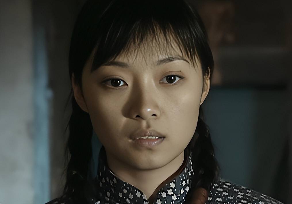 的演员，他还是一名作家。如今的他已经退圈，几乎无消息。秀琴：梁林琳很多人说，秀芹才是最适合李云龙的妻