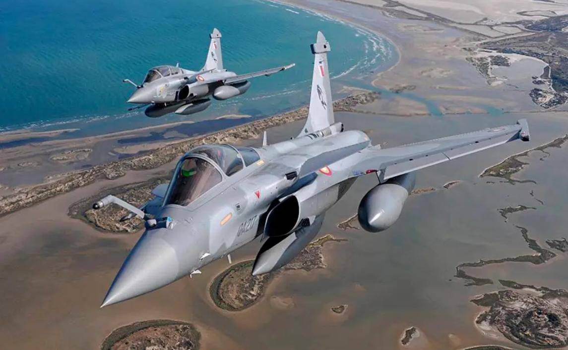 突发！以色列空军F-35I战机突防，卡塔尔10次爆炸，阵风拦截失败