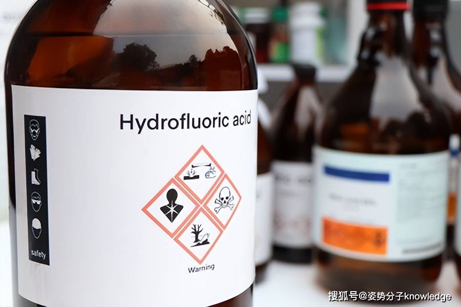 原创             俗称化骨水！致52岁女子身亡的氢氟酸有多恐怖？宛如“地雷”谁能防得住？