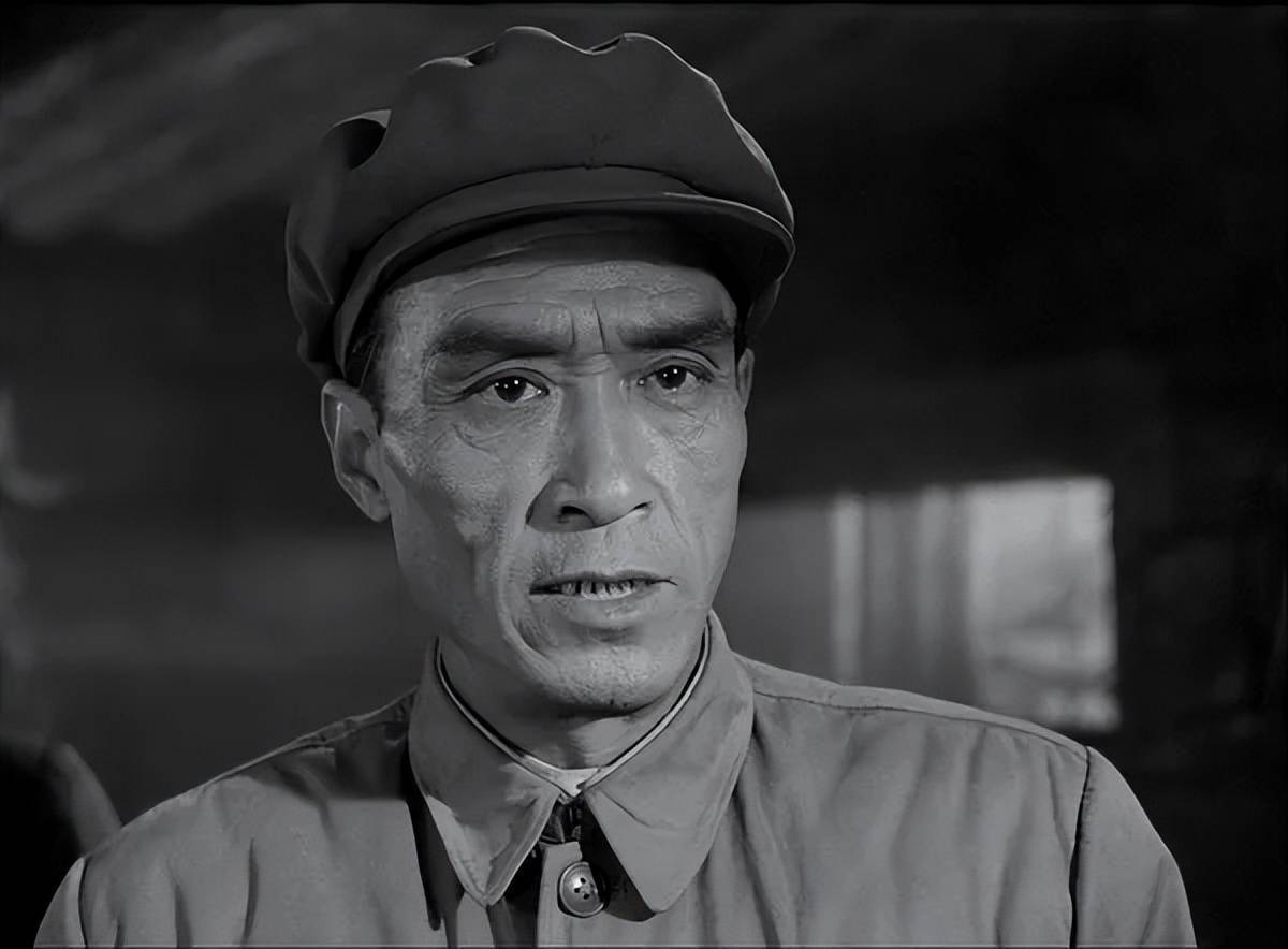 知名演员田方:两段婚姻四个儿子,患癌早逝,遗孀的坚守让人泪目