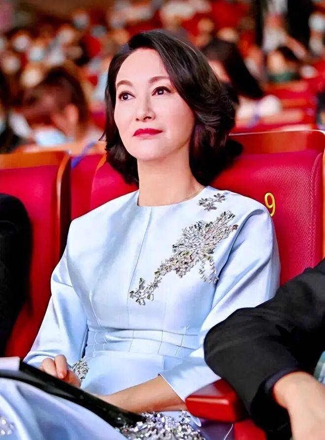 金鸡奖提名公布！周润发刘德华杨幂赵丽颖黄轩落选意难平