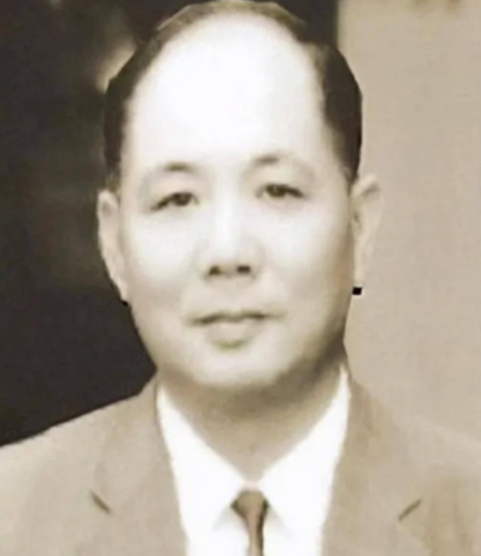 “台独”蔡英文，带大量国宝黄金意图出逃，目的地让大陆愤怒