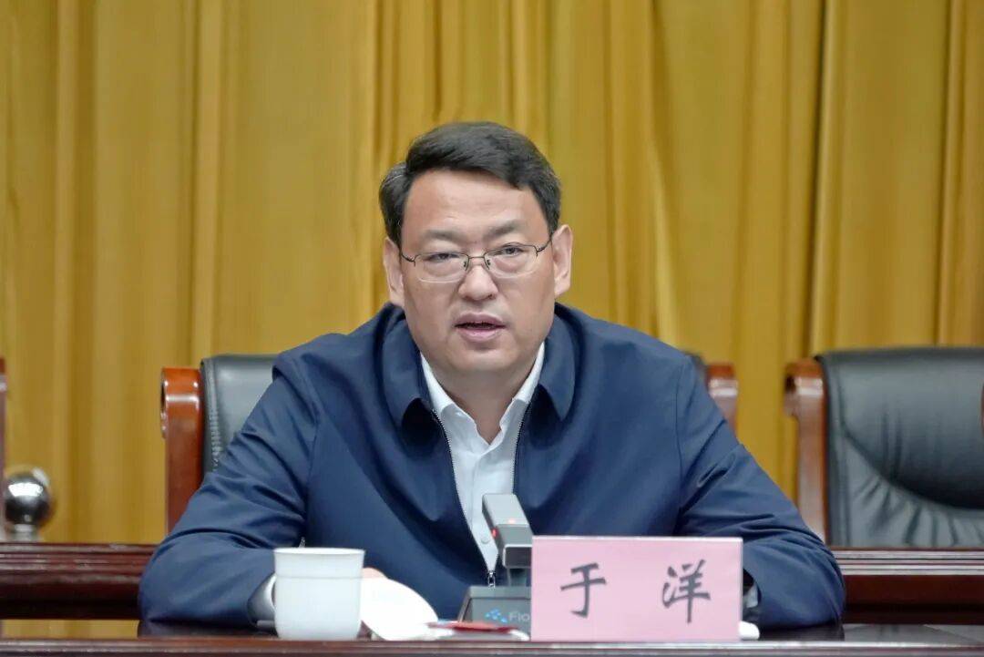 徐矿集团旗下上市公司遭交银投资减持，高管洗牌、转型新能源，苏能股份何以为“绩”
