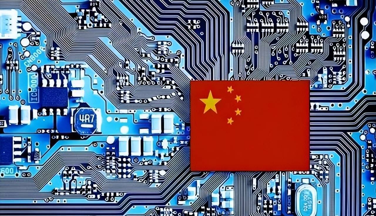 原创             450亿颗芯片！荷兰突然宣布光刻机决定，欧媒：一切都结束了