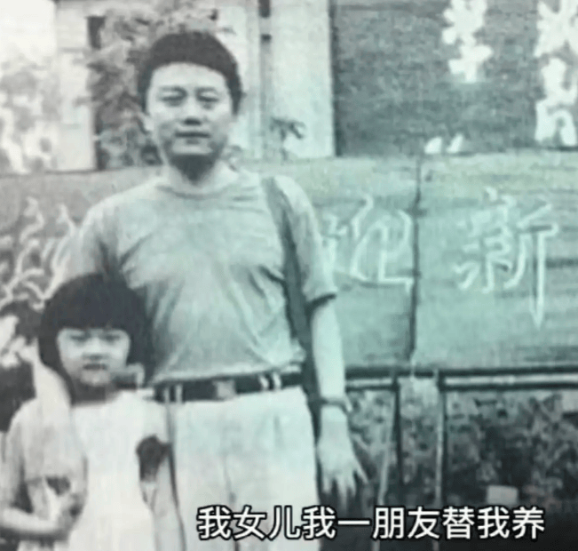 67岁王朔现状：满头白发撞脸李亚鹏，自称没有钱，靠朋友接济过活