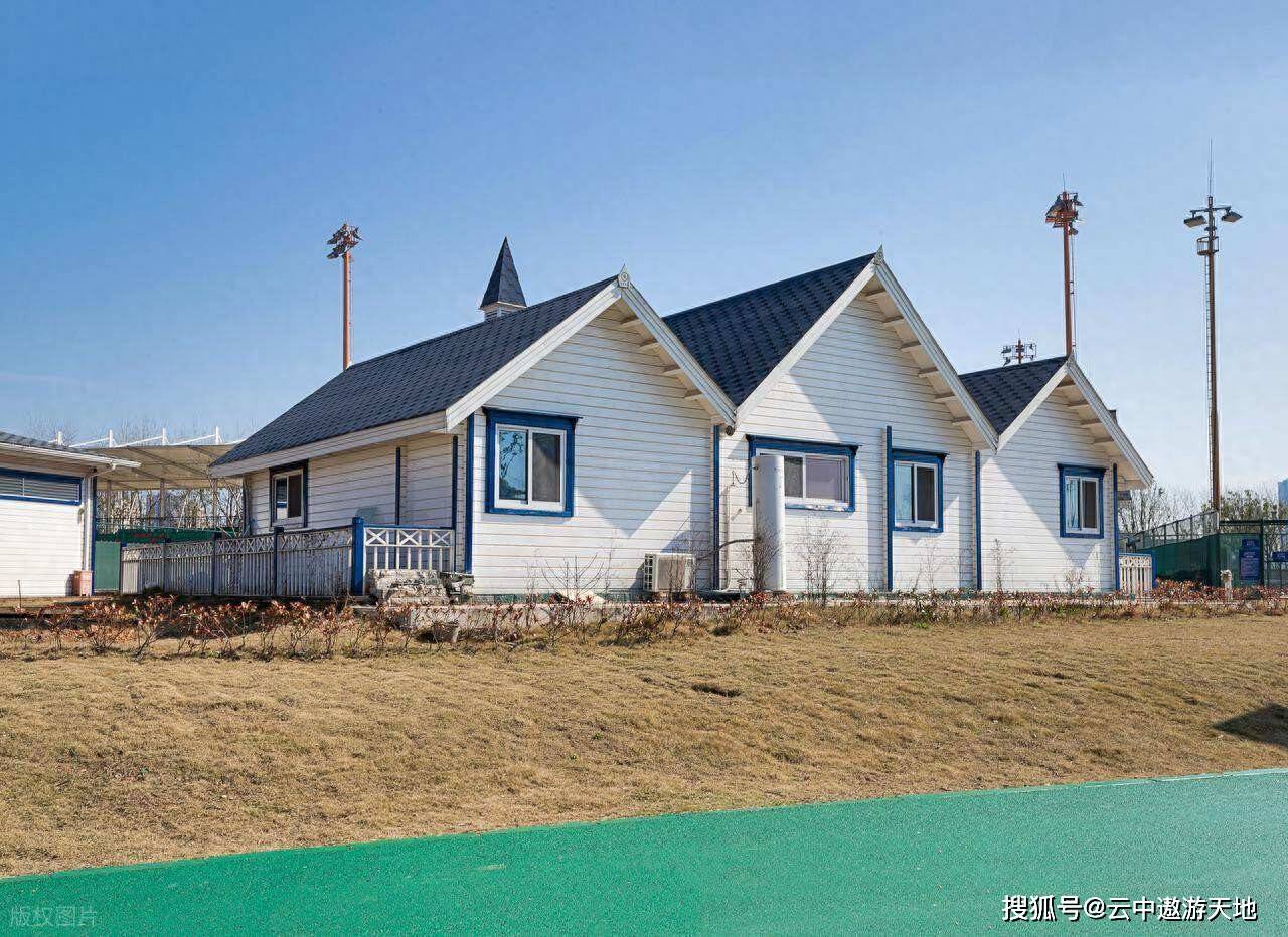 金沙娱乐- 金沙娱乐城- 澳门在线城后悔在农村盖房 回不去又卖不掉彻底沦为不动产！