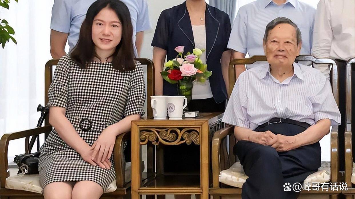 原创             杨振宁遗产分配曝光，子女一致支持，翁帆得到应有尊重