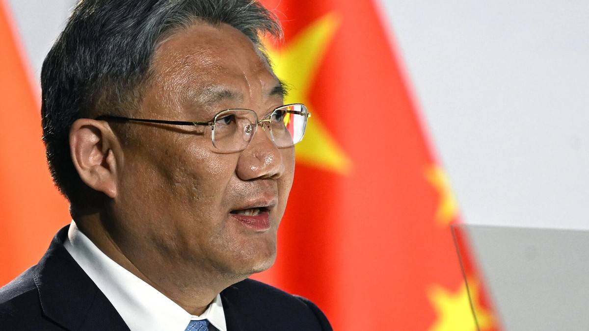 欧盟27国领导人齐聚一堂，商讨对华贸易反击，德考虑对华动用“核选项”？
