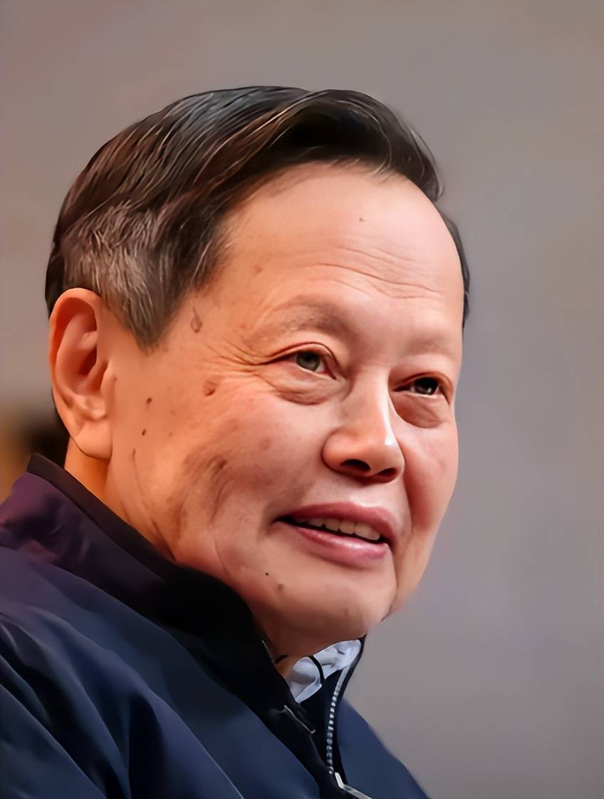 原创             翁帆没想到，人情世故、江湖地位在杨振宁告别仪式上体现淋漓尽致
