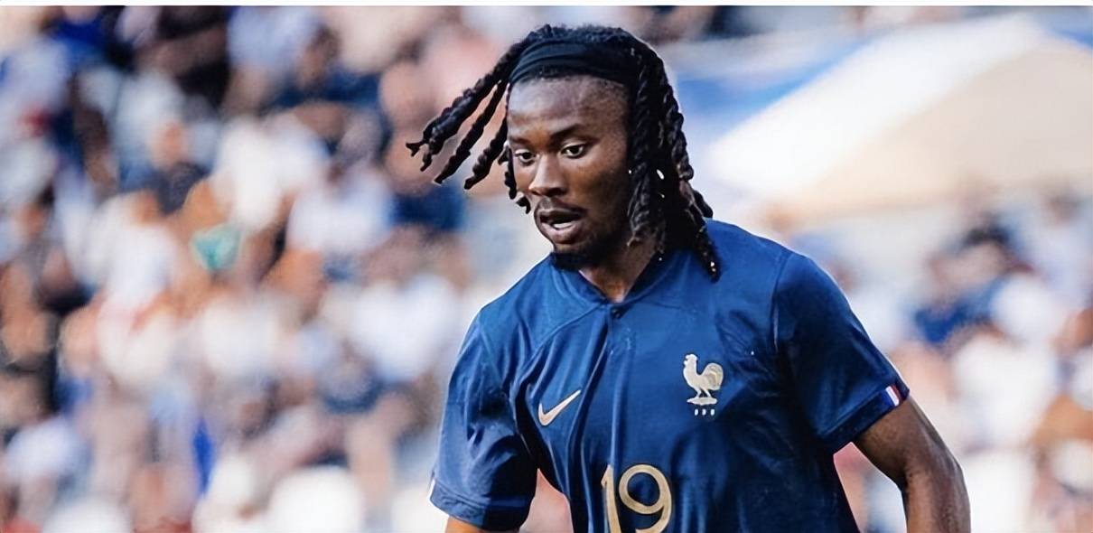 原创             24岁法国中场天才闪耀意甲，尤文图斯非卖品，4大英超豪门疯抢