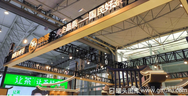 八马茶业历时12年敲钟!背后500亿泉州姻亲圈保驾护航