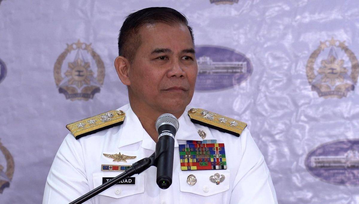 菲律宾宣布大捷,拦截中国渔船缴获战利品?视频一公开,结果是洗洁精瓶子、手套等物品