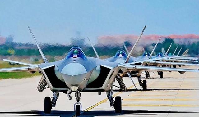 世界空军实力排名出炉，中国连印度都比不过了？这也太离谱了！