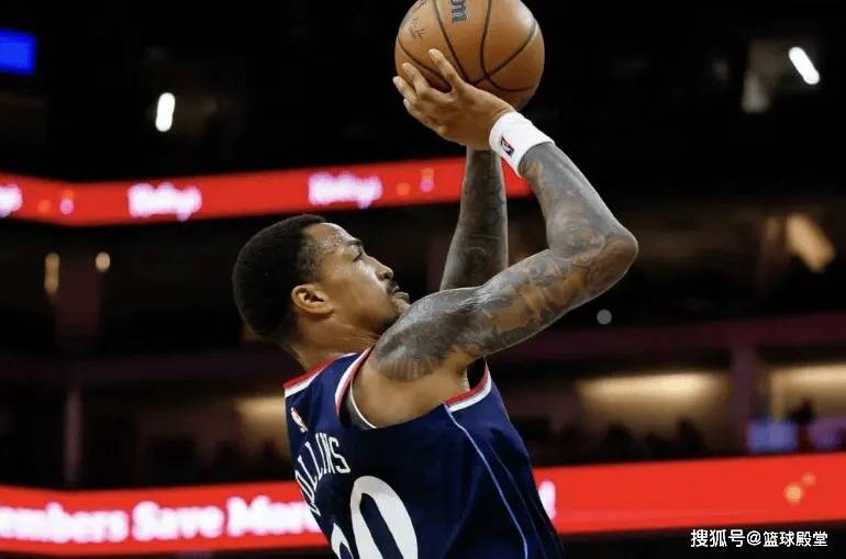 原创             泰伦卢再成毒瘤!末节重用祖巴茨险引崩盘,另有2败笔用人遭批!