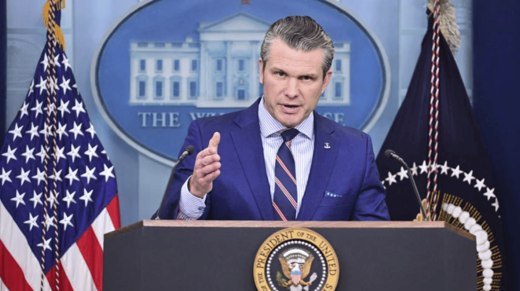 中美防长会谈结束，赫格塞思对华作出保证，中方对美提出两个要求