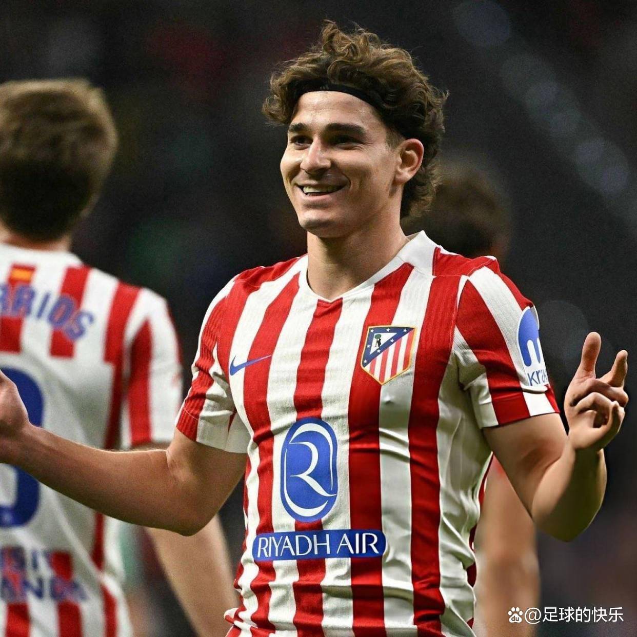 西班牙足球甲级联赛封神！马竞3-0血洗塞维利亚：西蒙尼战术革命炸响1亿新核助攻戴帽太无解