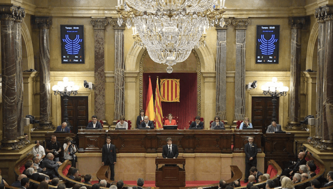 2025 外交大反转!西班牙国王访华,硬刚美国拒当挡箭牌,3 亿美元合作当场落地赚实惠