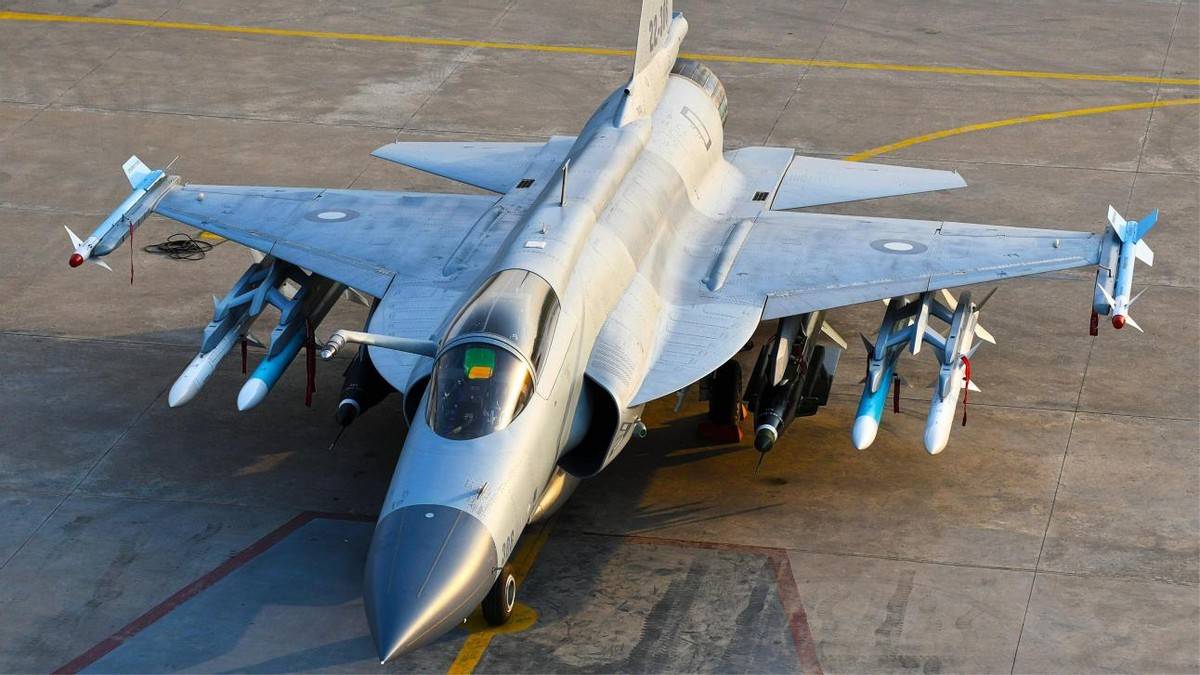 出口比歼-10还猛!红旗-9BE卖疯了,第六个引进国坐实