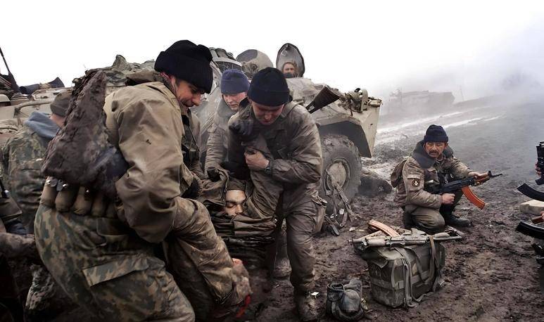 红军城局势急转直下，美媒直言俄军获胜，打开全面夺取顿巴斯通道