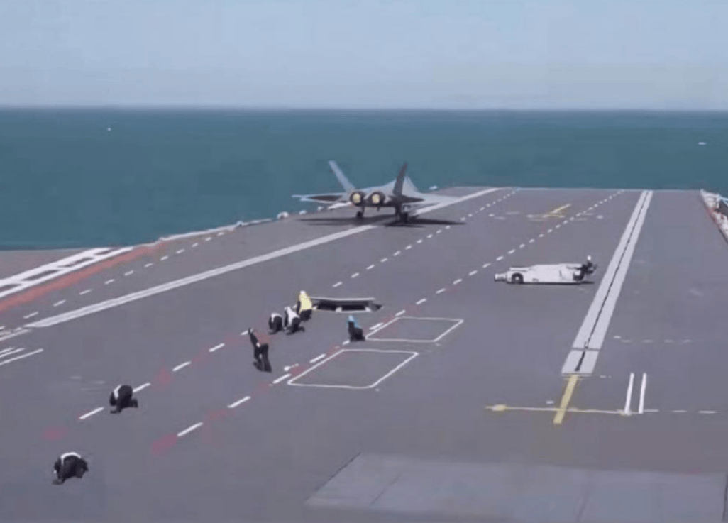 第2艘航母加入，南舰全面胜出，三大舰队对比，东海舰队短板突出