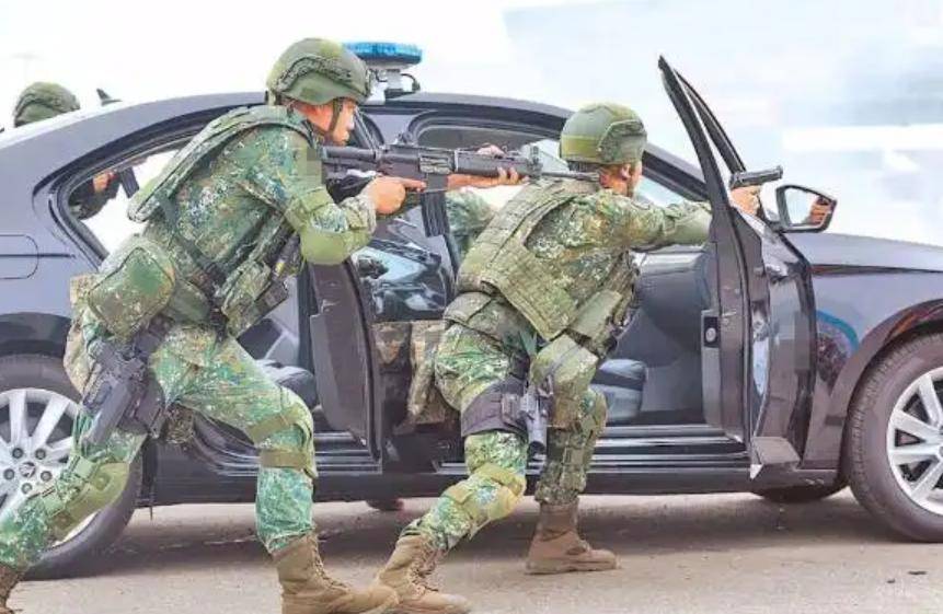 赖清德手下无人？现役台军宁愿赔款8.9亿，也不肯跟解放军掰手腕