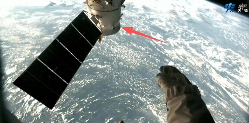 顶官网合法彩票平台_赛车_时时彩_体彩【官方推荐】住撞击了！神舟20准备返回美俄花了9个月中国只要一周？