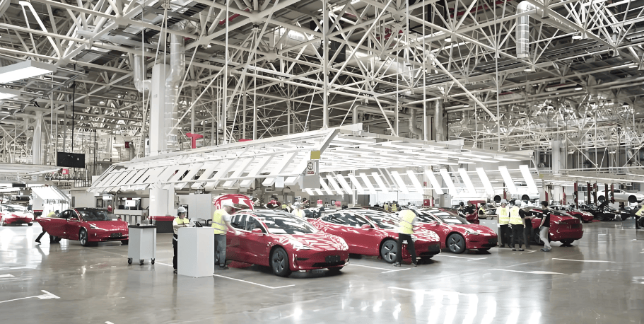 马斯克拿万亿美元薪酬，特斯拉核心高管为何集体离职？