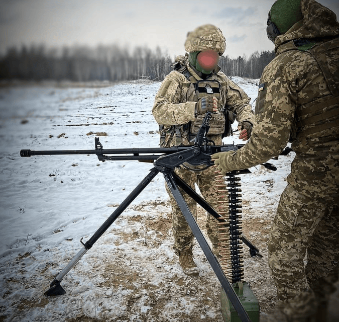 爆！3天狂轰！35架无人机+多枚导弹，俄军打崩乌能源命脉