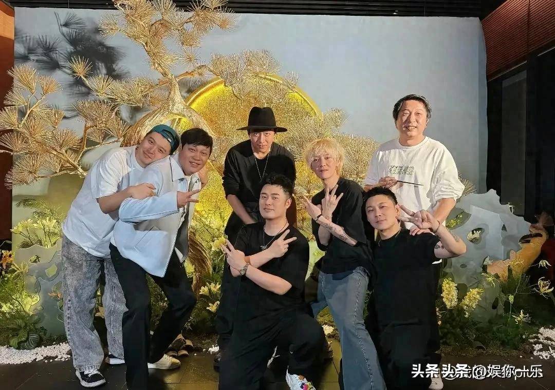 陈赫40岁生日补照：鹿晗高清露脸帅翻，五哈团同框引六季催更