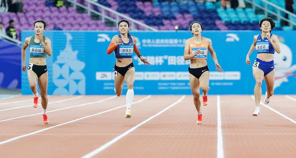 19日综述-小孩姐陈妤颉再夺金 老对手陈梦孙颖莎没碰面