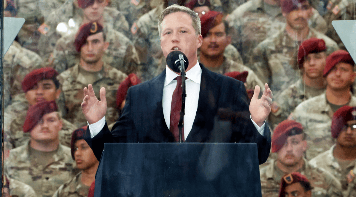 美方调停俄乌，陆军部长出面会谈，和平希望与现实的碰撞