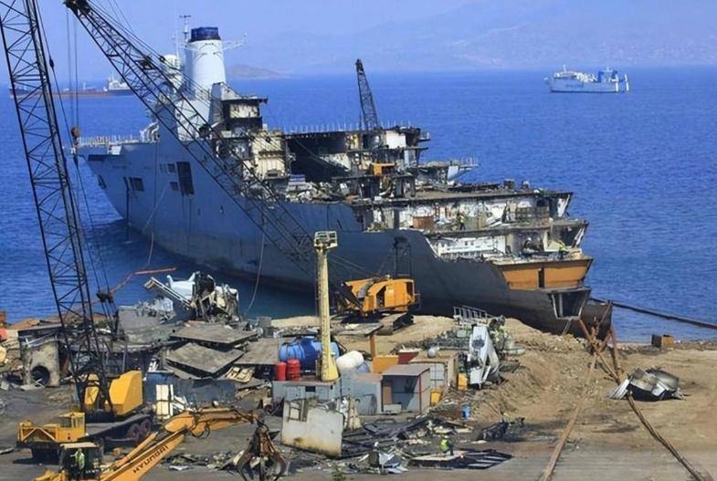 报废航母利润有多大？1800万买一艘二手航母，拆解后赚了9000多万