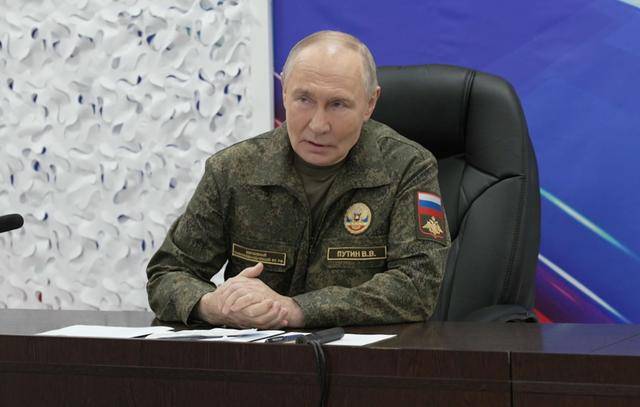 特朗普只给泽连斯基7天,关键时刻,中方给乌克兰留下一条生路?