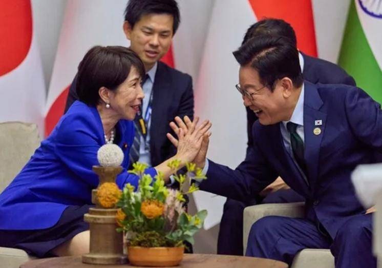 日本小心提问，明年中日韩首脑会谈，中方直接拒绝，李在明公开表达“希望早日访华”！