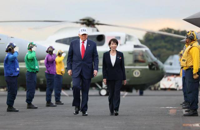 台海附近，日本自卫队部署重兵！解放军8字警告，要斩断黑手了？