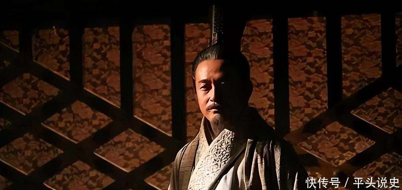 变法强秦的商鞅，为何最后惨遭车裂，全家被杀