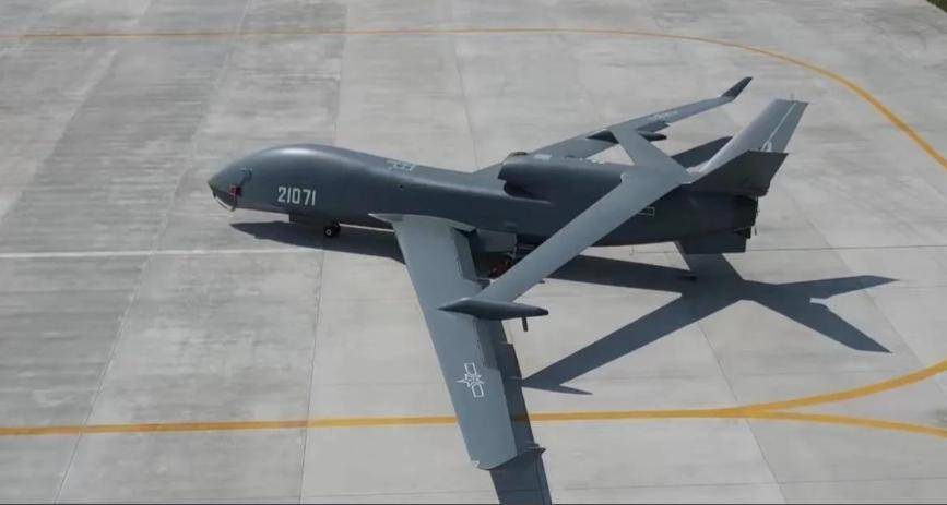 中国“雾中幽灵”逼近,日本战斗机紧急升空应对,“消耗战”血亏