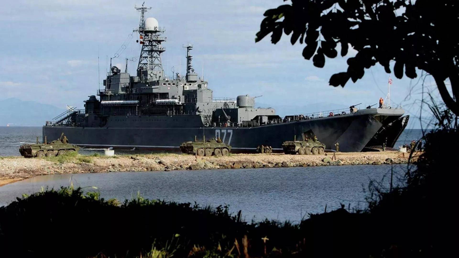 中日僵局未破，俄在千岛群岛给日本上硬课，中俄混合双打要来了？