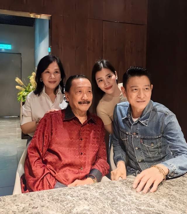 刘德华三度升级当姨夫!富豪表妹诞下三胎儿子,个人资产达30亿多