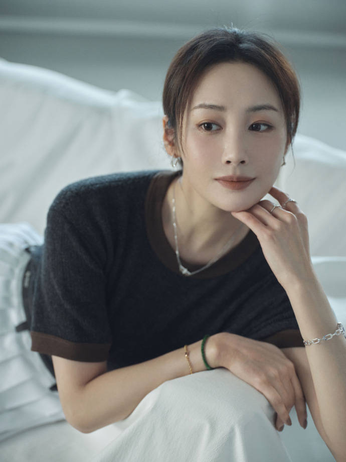 李纯和杨幂被曝在同一个健身房锻炼，网友：女演员真的太自律了