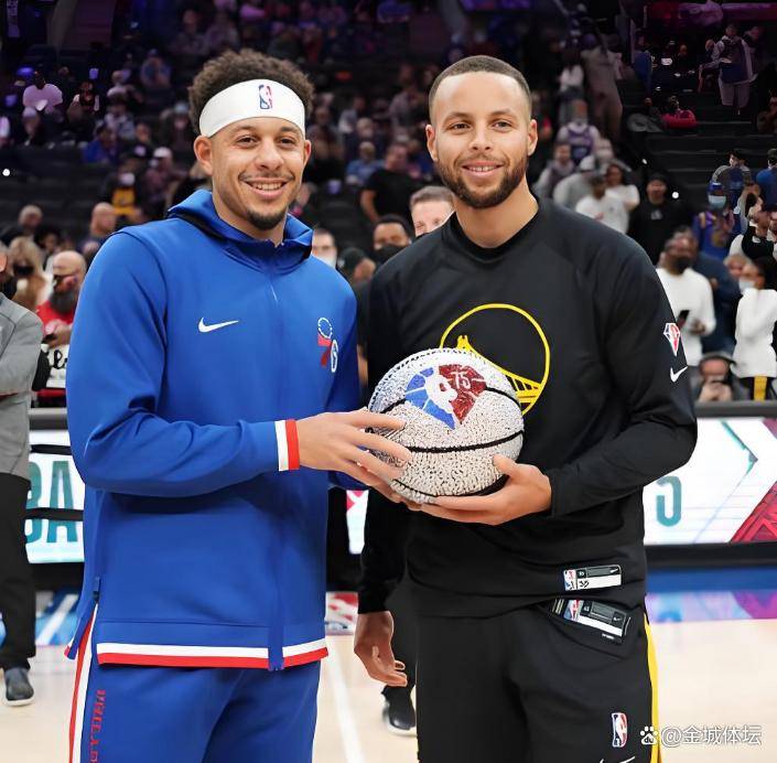 半岛体育官方平台_英超NBA赛事直播_电竞赛事数据分析NBA一夜三消息！勇士2签1裁达成快船开紧急会议詹姆斯归来