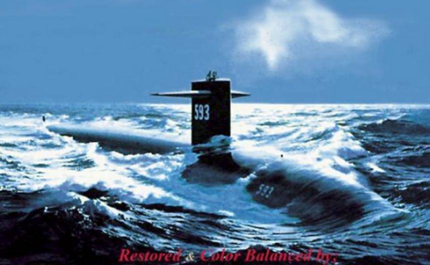 4000吨潜艇掉入2600米海底,129名官兵全遇难,22枚核弹下落不明