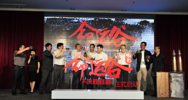 三天票房近2亿,肖战主演正午阳光首部电影,《得闲谨制》算不算打响头炮?