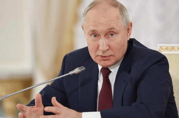 俄方列出“开战”条件，梅德韦杰夫直接摊牌了：欧盟敢动俄罗斯一分钱，战火将烧到整个欧洲大陆！