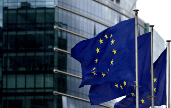 马克龙刚离开北京，欧盟就遭遇数十年最大危机，冯德莱恩或下台？对方释放信号很不寻常！