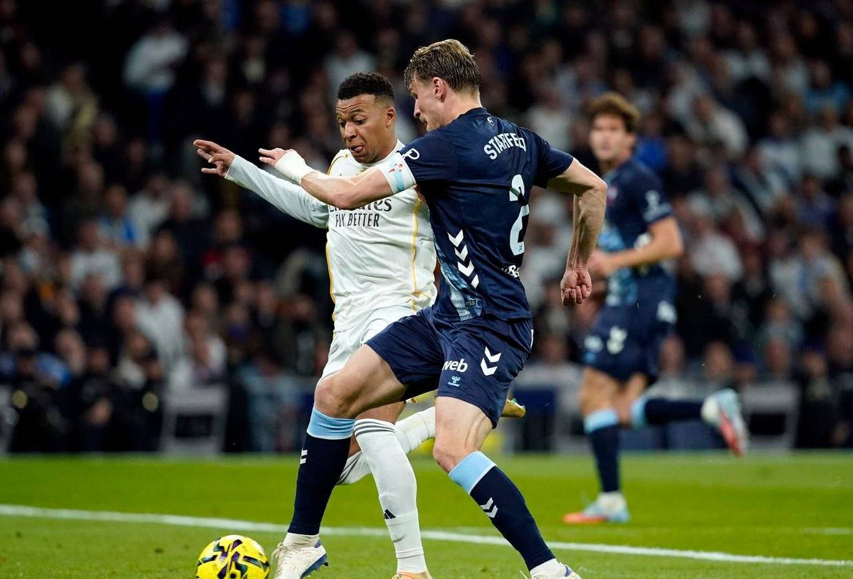 “西班牙足球甲级联赛随着皇马主场爆冷0-2